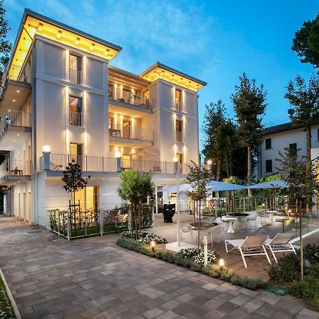 Elegance Riccione Aparthotel Екстериор снимка